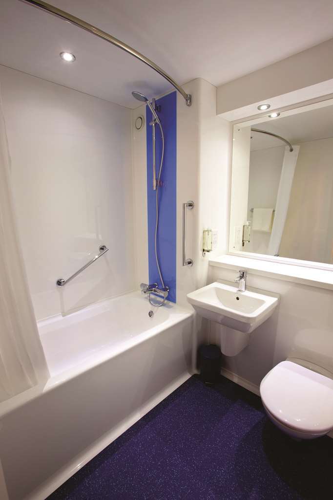 Travelodge High Wycombe Central חדר תמונה
